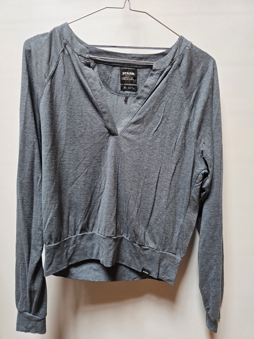 Prana Women's Heather Gray V-Neck Lightweight Pullover